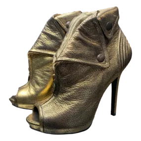 Luxury Alexander McQueen Metallic Gold High Heels - Size 36