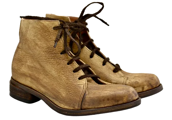 Asym derby boot  |  Clay stain | Yak