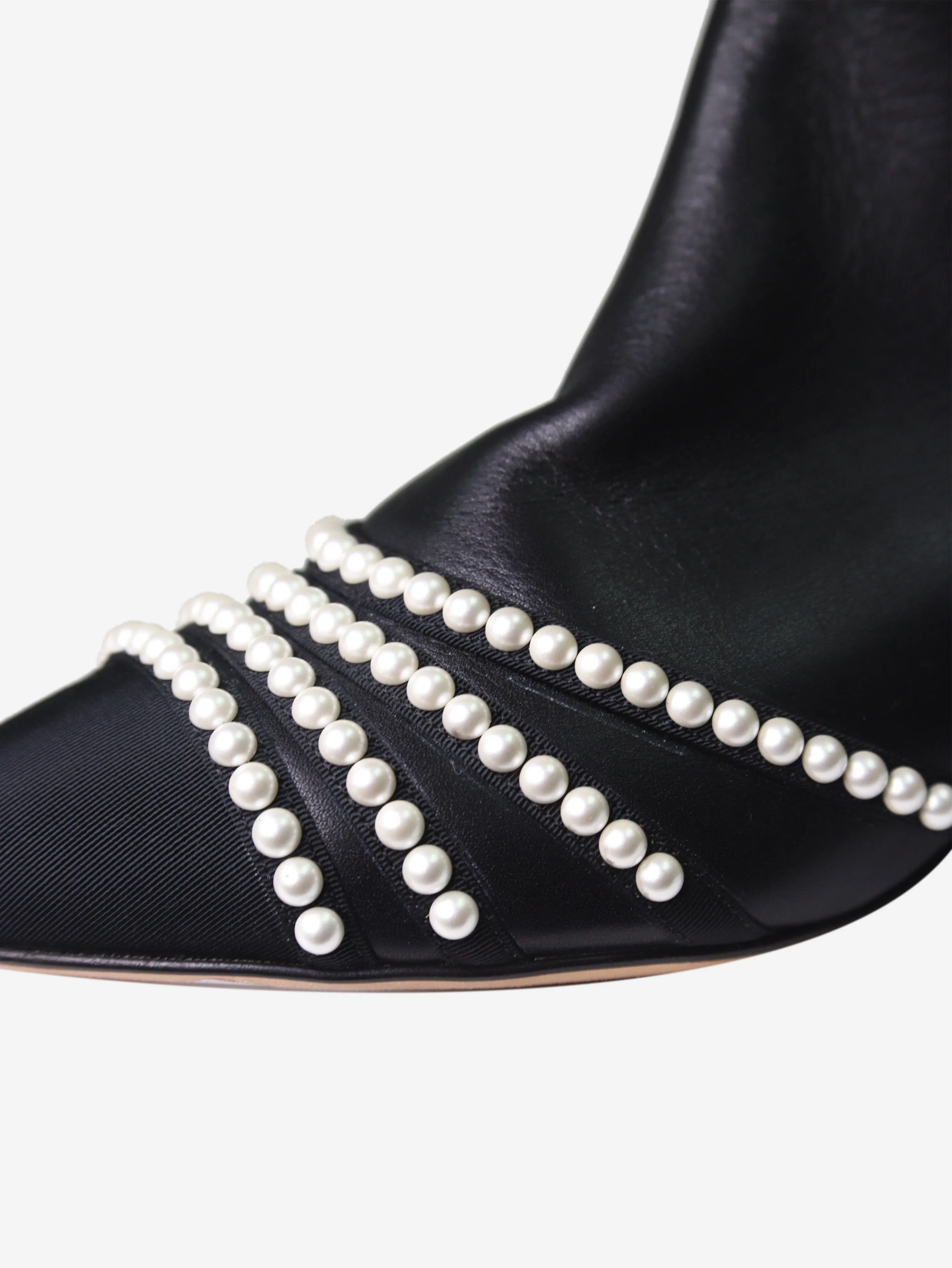 Black leather pearl boots - size EU 38.5 (UK 5.5)