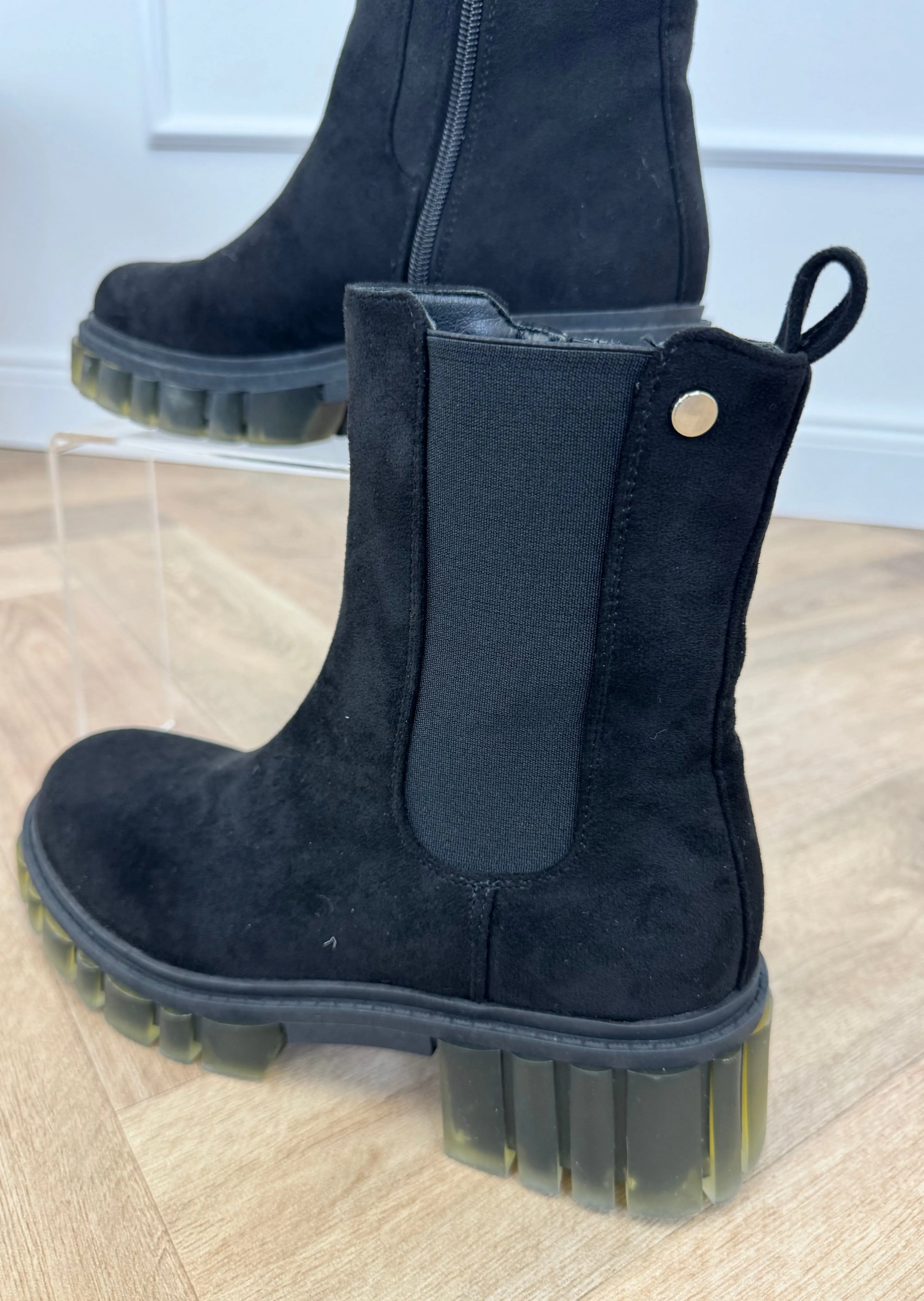 Boots Schwarz 2310219