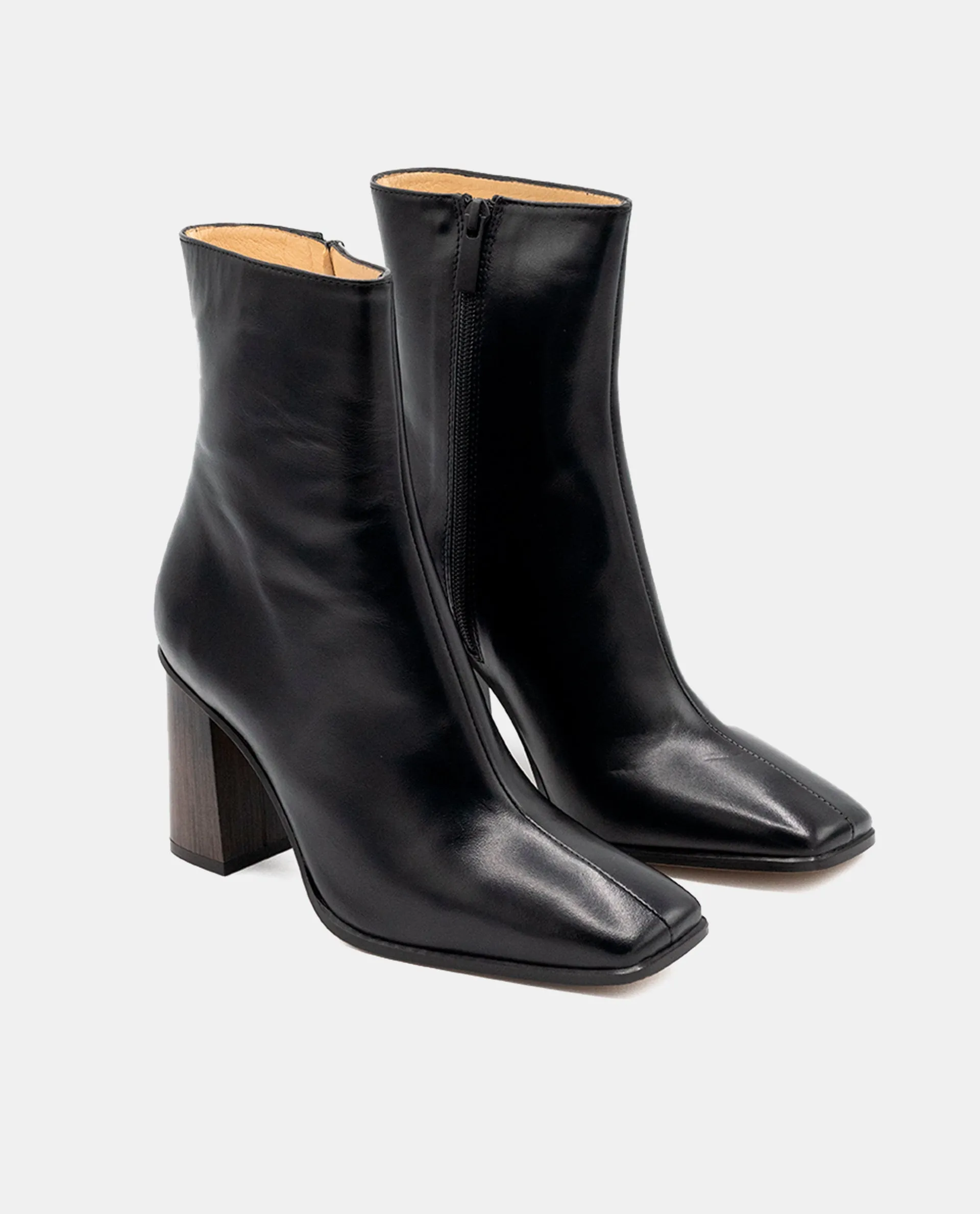 Eucalyptus Black Boots