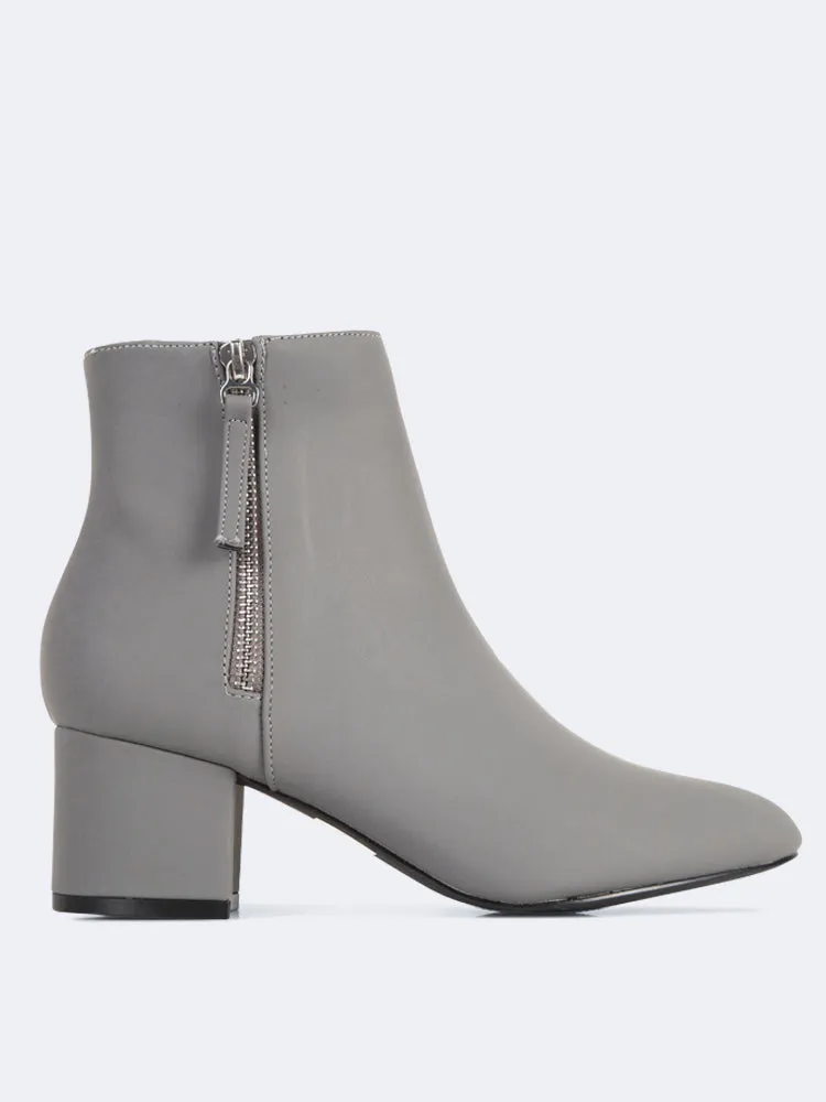 Pointed Toe Zip Ankle Boots